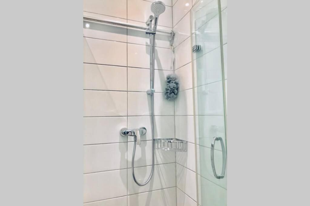 Home In The Heart Of Mannheim, Free Parking, Netflix, Fast Wifi Экстерьер фото